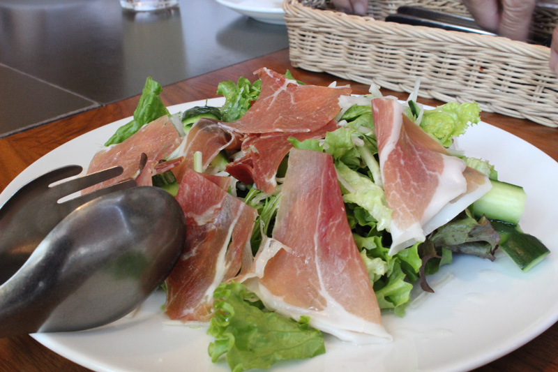 ラパラッツォ (LA PALAZZO) トイーゴ1F 軽食会★ ラパラッツォ (LA PALAZZO) トイーゴ1F 軽食会★